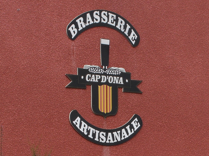 Brasserie Artisanale des Albères – Ca, p d’OnaArgeles-sur-Mer, Bier in Frankreich, Bier vor Ort, Bierreisen, Craft Beer, Brauerei, Bottle Shop