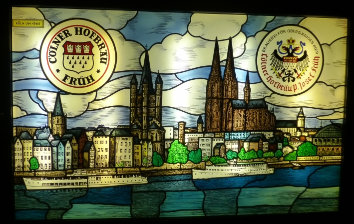 Früh am Dom, Köln, Bier in Nordrhein-Westfalen, Bier vor Ort, Bierreisen, Craft Beer, Bierrestaurant