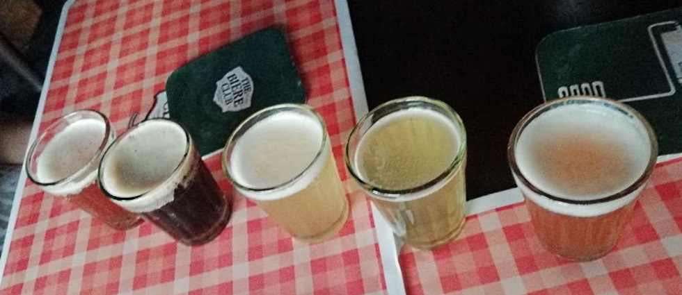 The Biere Club – Craft Brewery . Kitchen, Bangalore, Bier in Indien, Bier vor Ort, Bierreisen, Craft Beer, Brauerei, Gasthausbrauerei