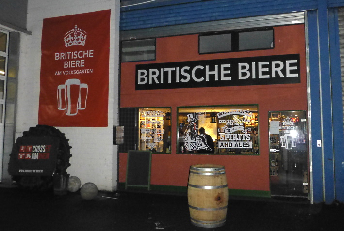 Britische Biere am Volksgarten, Düsseldorf, Bier in Nordrhein-Westfalen, Bier vor Ort, Bierreisen, Craft Beer, Bottle Shop