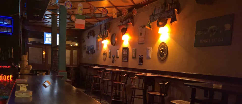St. James’s Irish Pub, Tuzla, Bier in Bosnien und Herzegowina, Bier vor Ort, Bierreisen, Bierbar